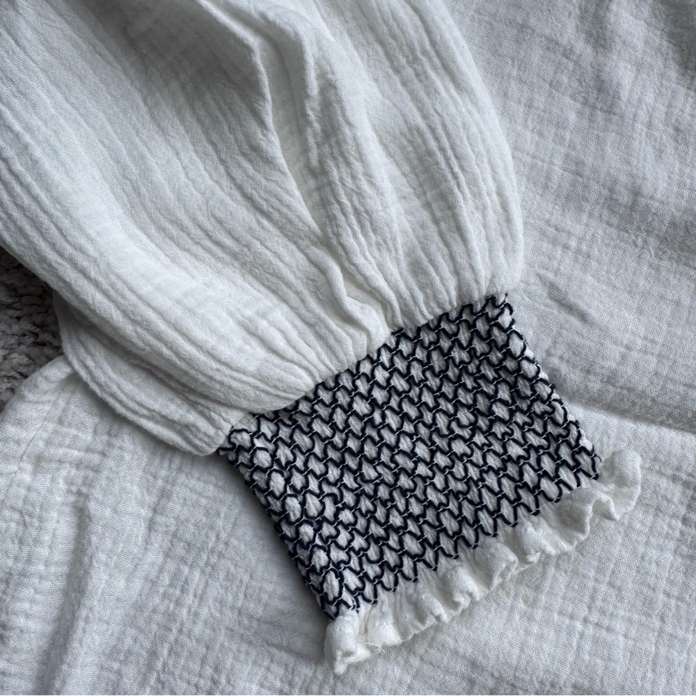 Evereve White Blouse with Black Smocked Cuffs